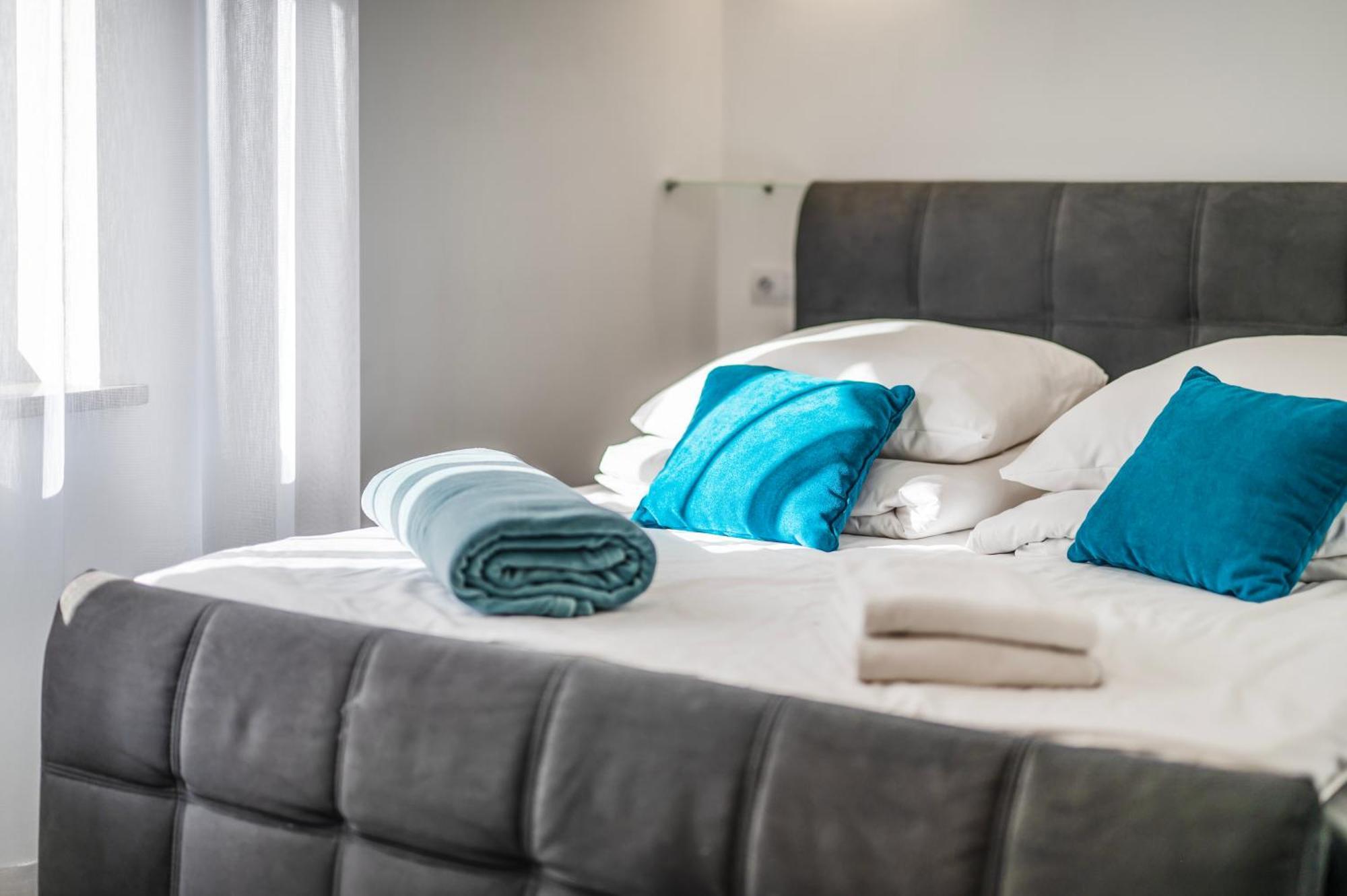 Апартаменти Mediolan Parking Gratis Moxy Te&Am Cracow Краків Екстер'єр фото